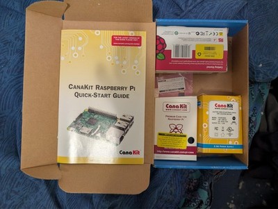 CANAKIT RASPBERRY PI 3 32 GB EDITION BLACK CASE Starter Kit Model B