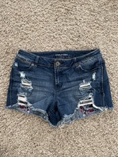 Denim Jean Short Shorts Size 9/10 Reg Women s Maurices Distressed