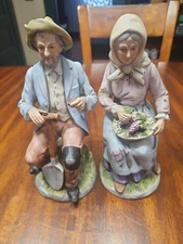 Homco Porcelain Ceramic 1433 Pair Old Woman With Grape Basket Man Shovel