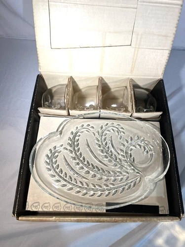 Federal Glass Co. Vintage 1950's Homestead Snack Set 4 Cups & Plates w/ box