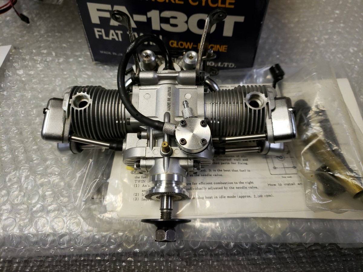Saito Engine - Saito FA-130T flat twin four stroke Hemi-Heads