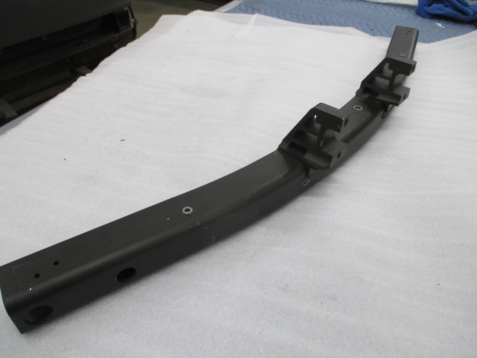 ASTON MARTIN OEM DB12  FRONT BUMPER REINFORCEMENT