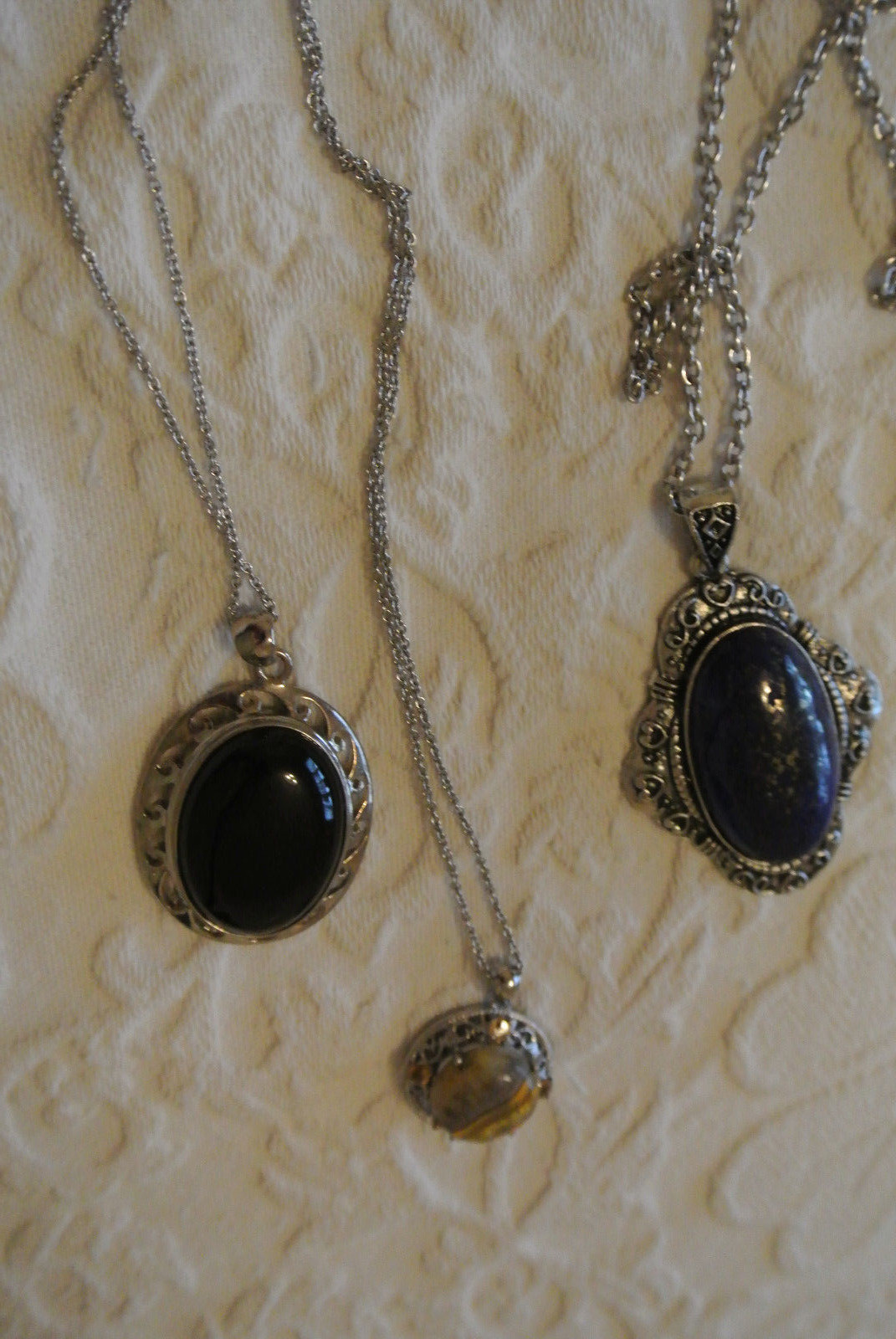 Picture 1 of 4