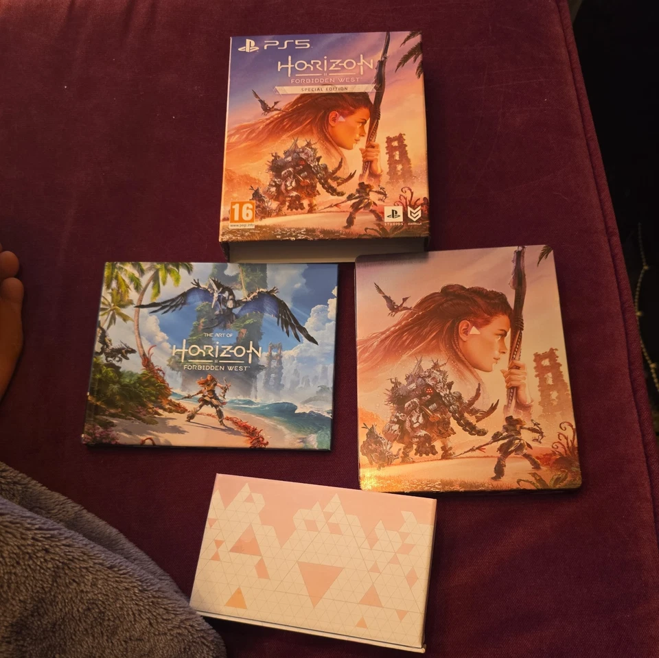 Horizon Forbidden West Special Steelbook Edition with mini Art Book - Very Good, photo 1 of 5