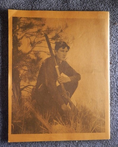 The BUCKSKIN REPORT - Vol 5 No. 1, APRIL 1978 Muzzle Loading Firearms Magiz GC - Picture 2 of 3