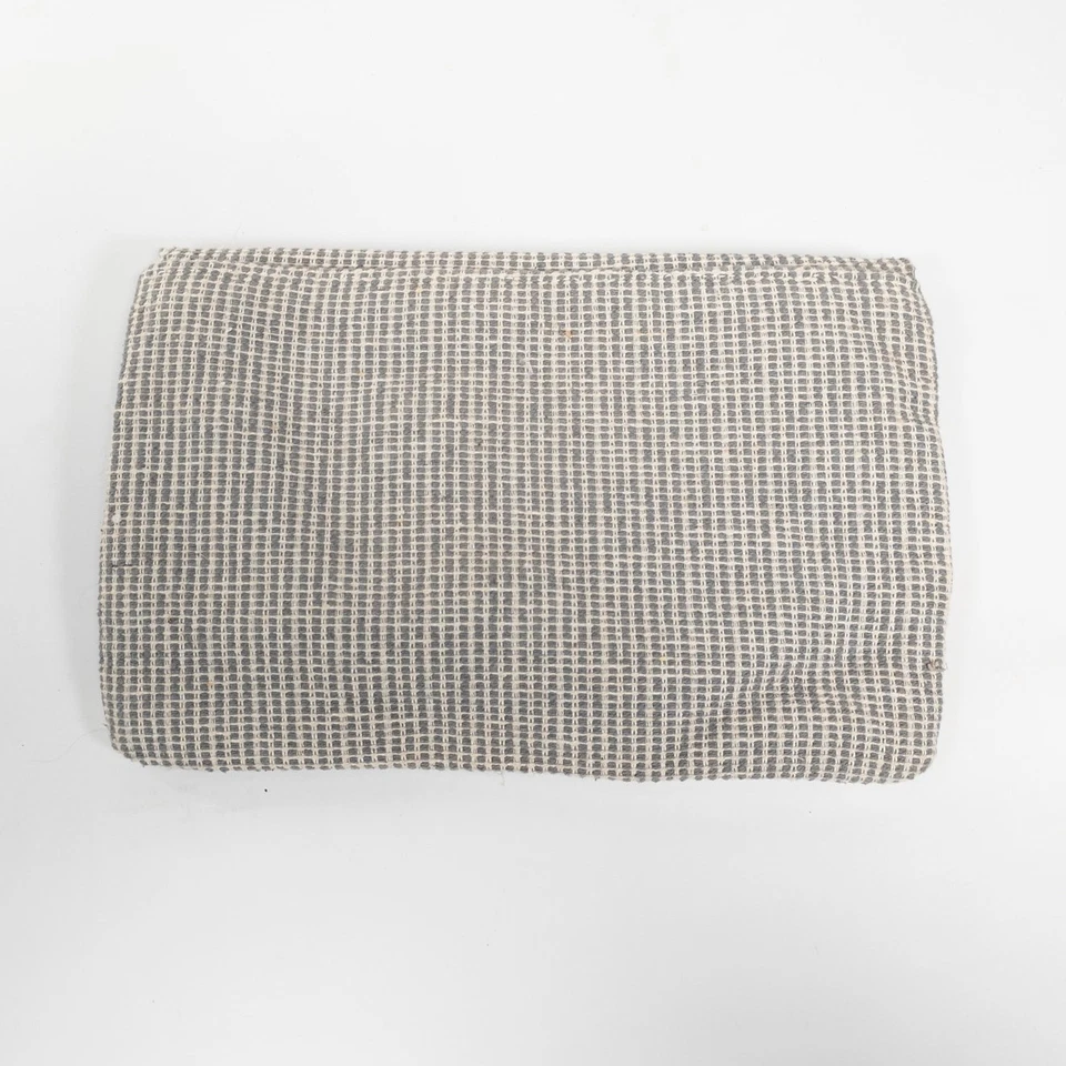 Bolso sin asas Merona gris con cuentas de algodón con lentejuelas 10 X 7 pulgadas elegante y elegante Foto 2 de 4