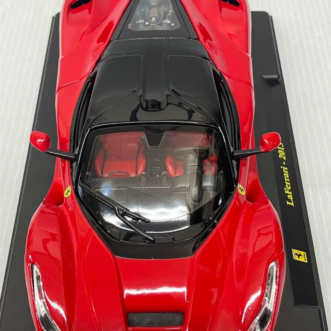 MAGNIFIQUE FERRARI 488 gtb Burago 1/43 neuve dans sa boite vitrine EUR 30,00 - FR