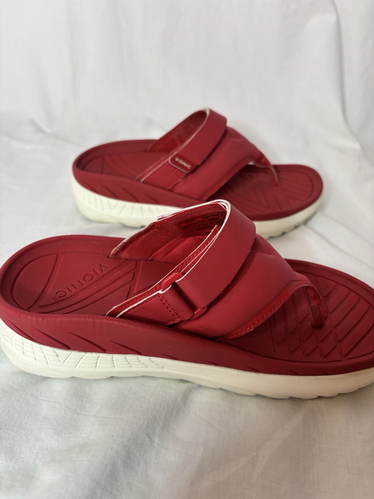 Vionic women’s Restore adjustable toe post sandal… - image 5