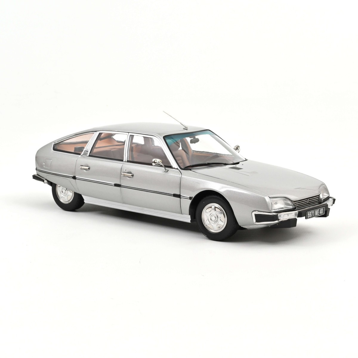 NOREV 181810 1:18 Citroen CX 2200 Pallas, Largentiere Grey, 1976