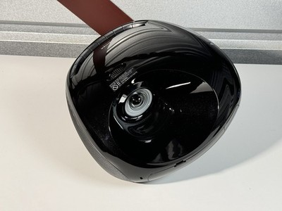 Toshiba TDP-ET10 DLP XGA Table Top Projector,1100 Lumens, Close Projection