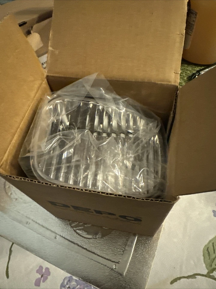 GM 15794333 Chevy Uplander Luz de circulación diurna pasajero lado derecho Foto 3 de 4