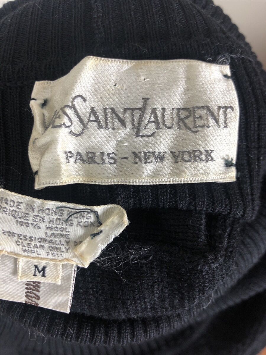 VTG 90s Yves Saint Laurent Size S/M 38 100% Wool Turtleneck VTG 90s Yves Saint Laurent Size S/M 38 100% Wool Turtleneck