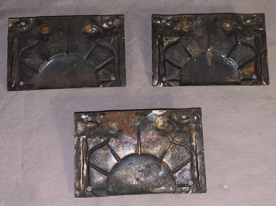 Great Set of 3  Unique Antique  Copper  Sunburst Design  Drawer Pulls  A5 - Image 3 of 3