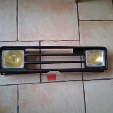 Calandre Peugeot 305