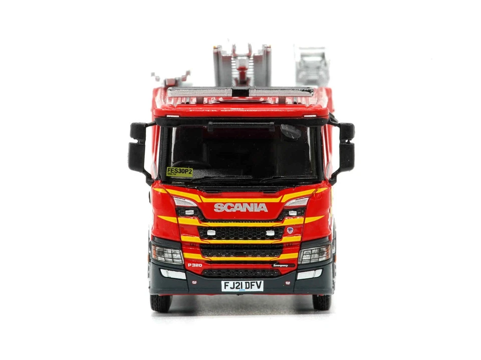 1/76 Scania New Gen Emergency One Pump Ladder - Leicestershire Fire & Rescue - Image 3 of 4