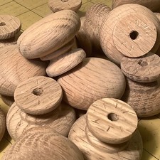 10 NEW UNFINISHED Oak 1-1/2 ROUND WOOD CABINET KNOBS INV-BX32