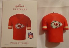HALLMARK NFL CHRISTMAS ORNAMENT KANSAS CITY CHIEFS JERSEY SHIRT ARROWHEAD EMBLEM