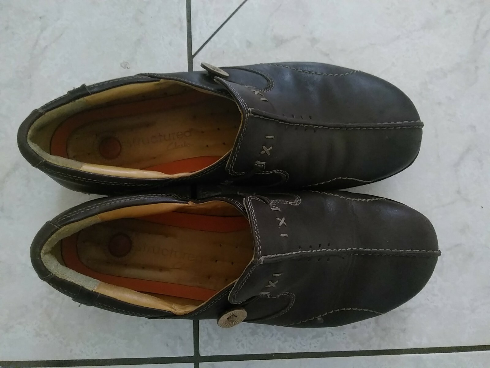 Clarks Unstructured Brown Leather Split Toe Slip … - image 3