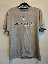 Vintage Champion Und Hockey North Dakota Fighting Sioux Ncaa Mens Sz Medium Vtg