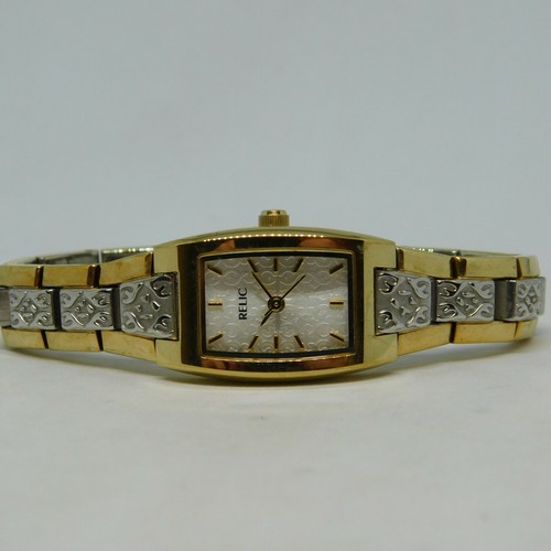 Steel Quartz Analog Ladies Watch 