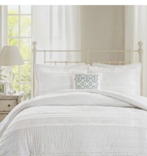 Madison Park Isabella 4-pc. 2-in-1 Duvet Coverlet Set King/ California King