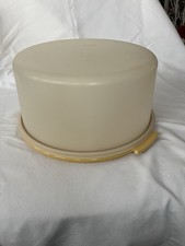 Tupperware Vintage-Cake Taker/Keeper-Harvest Gold Base-w/white Lid-Large