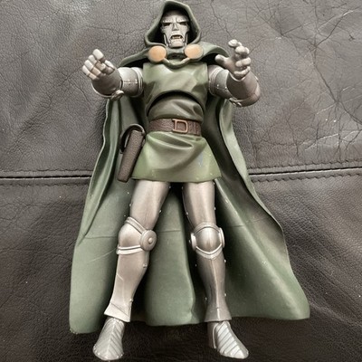 MARVEL LEGENDS DR. DOOM RONAN BAF SERIES FIGURE HASBRO FANTASTIC FOUR 6''