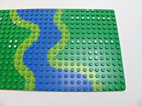 1990 LEGO Green Baseplate 16 x 32 w/River and 6071 Dots Pttn#3857pb02 IMPERFECT!