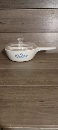 Vintage Corning Ware P-81-B Blue Cornflower 1 Pint Sauce Pan with Pyrex P81C Lid