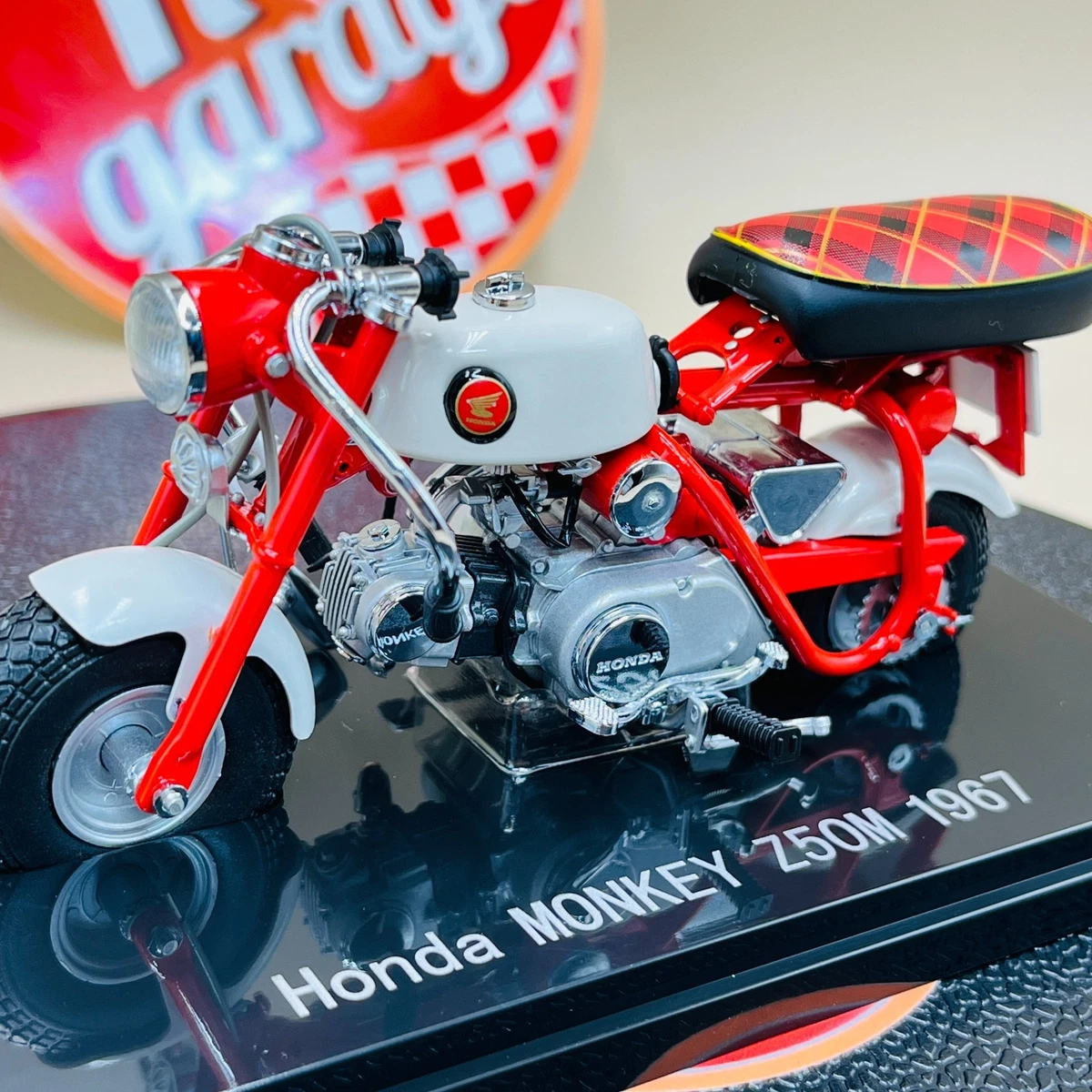 No4バイクミニカー1/10 Honda MONKEY Z50M 1967 EBBRO 1/10 Scale