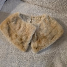 Vintage Women s Beige Fur Collar Neck Wrap, Detachable Hook Eye, AC 4-1002