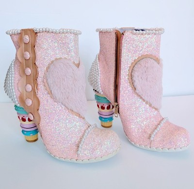 IRREGULAR CHOICE BEE DELICIOUS HEELED BOOTIES PINK Woman's Size 9.5 (40)