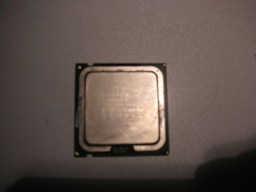 Cpu Intel Pentium 4 541 SL8J2 3.20Ghz/1M/800/04A socket 775 - Photo 1 sur 1