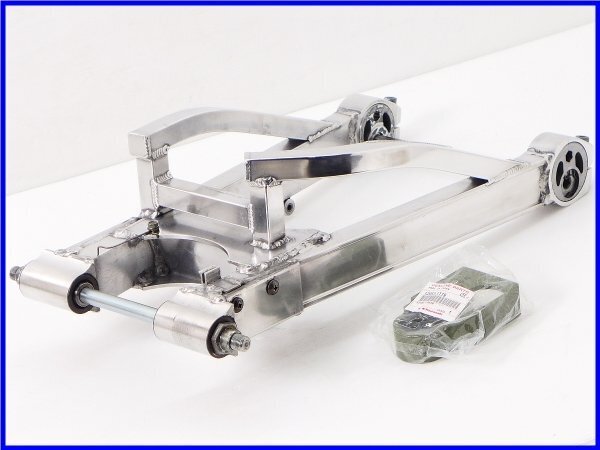 KAWASAKI GPz900R Tsukigi Racing Reinforced Swing Arm with New