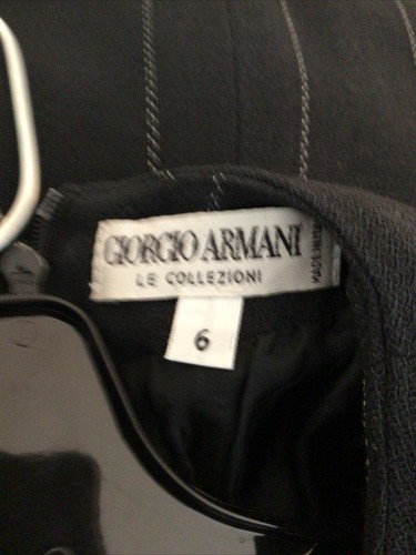 Giorgio Armani Le Collezioni classic Black pinstripe lined rear zip dress 6 - Picture 6 of 6