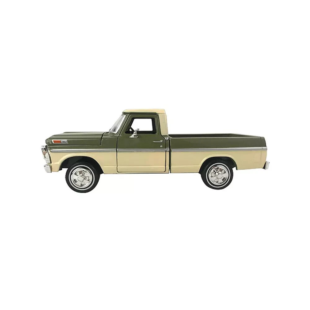1/24 Motormax 1969 Ford F-100 Pickup Truck (Green & Cream