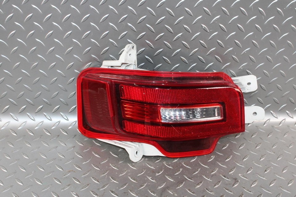 2022 Palisade Rear Bumper Passenger Right RH Taillight Tail Light Lamp