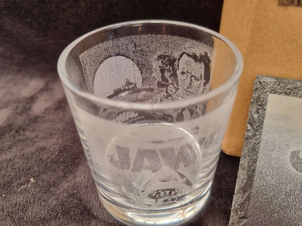 Jaws decanter box set can be personalised - Image 4 of 4