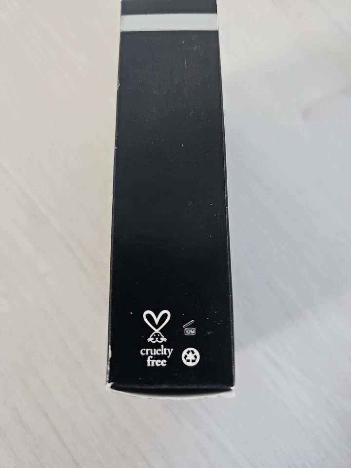 Glo Minerals Protective HONEY Liquid Foundation Satin II 1.4 oz 40 ML - Image 2 of 4