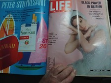 LIFE INTERNATIONAL MAGAZINE  COCA COLA TWA JULY-DEC 1967 STREISAND KENNEDY ARABS