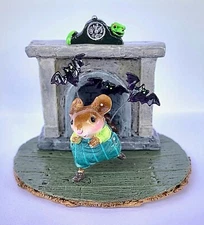 Wee Forest Folk FLY-BY-NIGHT, Mouse Expo 2019, Teal Pants, Mouse with Bats