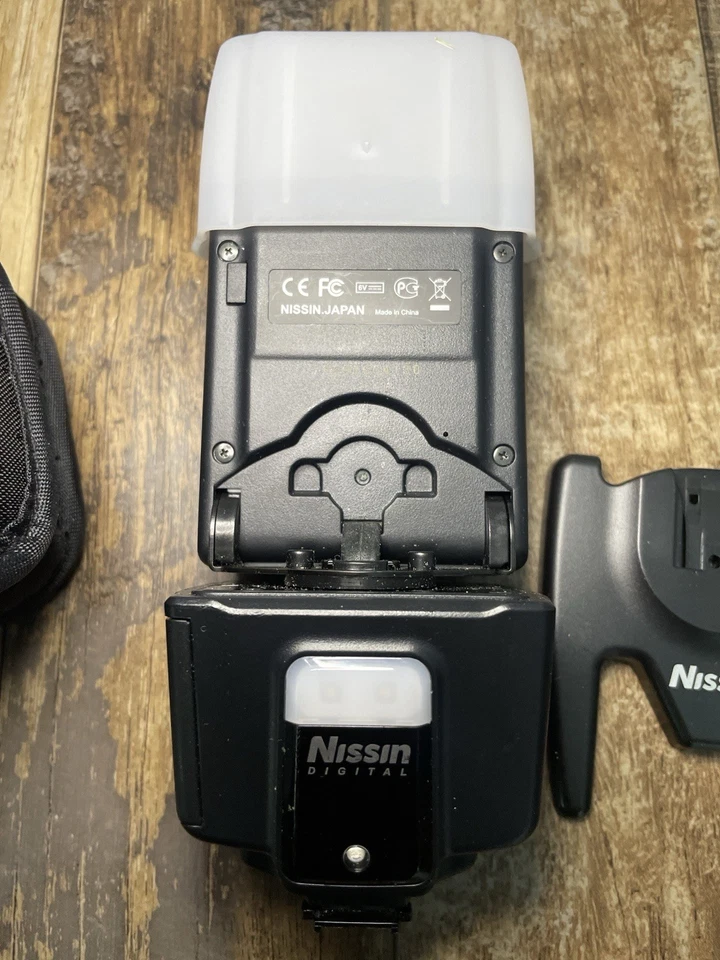 Nissin i40 Flash for Sony Mirrorless Cameras TTL HSS w/ Case & Box - Image 4 of 4