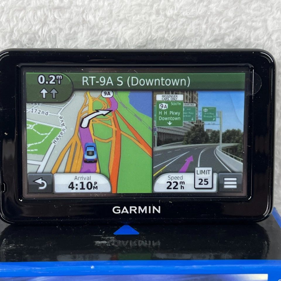 Garmin nüvi 2455 LMT Automotive Mountable GPS 3D Screen New Open Box - Image 2 of 4