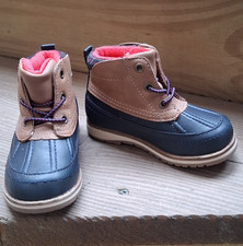Boy's Max Jake Boots Brown and Black w/fleece Lining - Sz 8