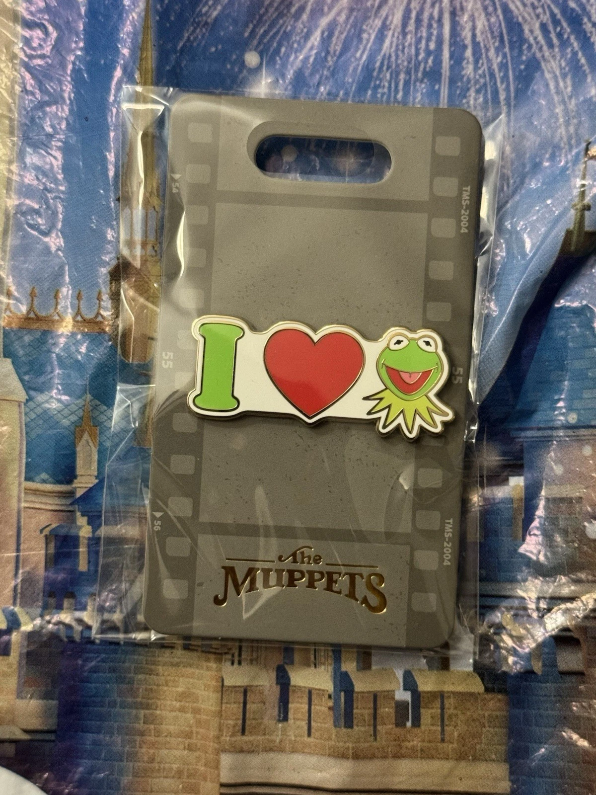 DISNEY PIN MOG THE MUPPETS STUDIO EXCLUSIVE I LOVE HEART KERMIT WDI