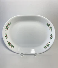 Corelle Winter Holly Christmas Oval Meat Serving Platter Tray 10x12 Excellent!