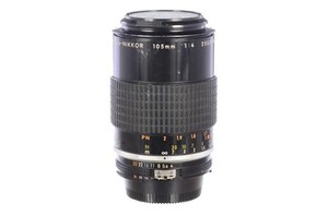Nikon 105mm f4 Micro AIS lens, manual focus, see description