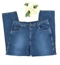 Wrangler Rugged Wear Jeans Men s 42x32 Medium Wash Blue Denim Classic Fit