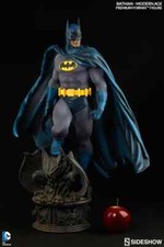 Batman Modern Age Premium Format™ Figure by Sideshow Collectibles