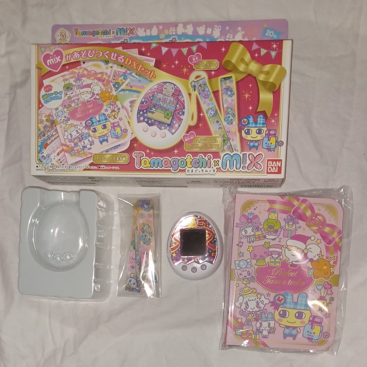 Bandai Tamagotchi Mix M!X 20th Anniversary Gift DX Set W
